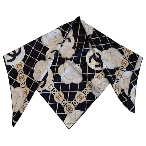 foulards chanel